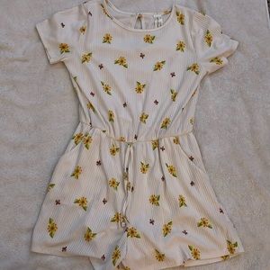 Flower printed romper